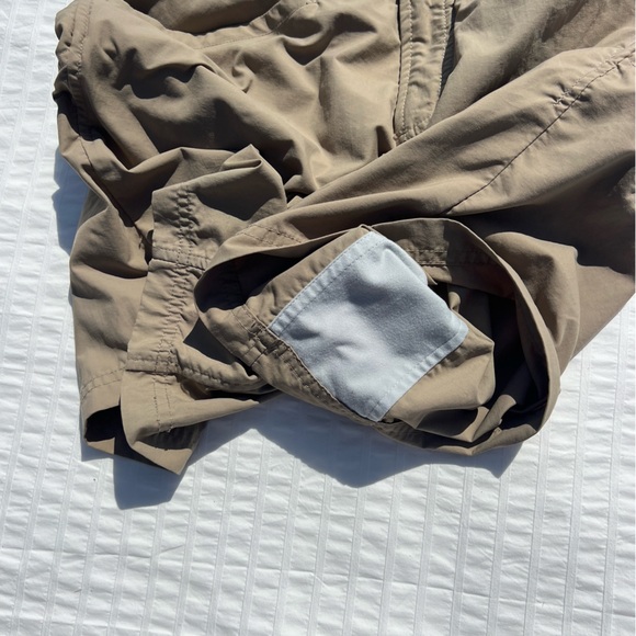 Mountain Hardwear Women's Ramesa Short in Khaki, 6 - Picture 7 of 14